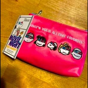 Snoopy and friends small bag coin bag or makeup travel pink